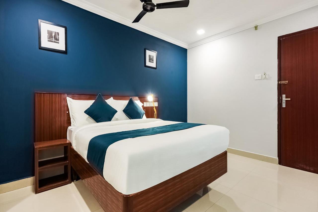 Mirage Residency Hotel Kochi Exterior photo