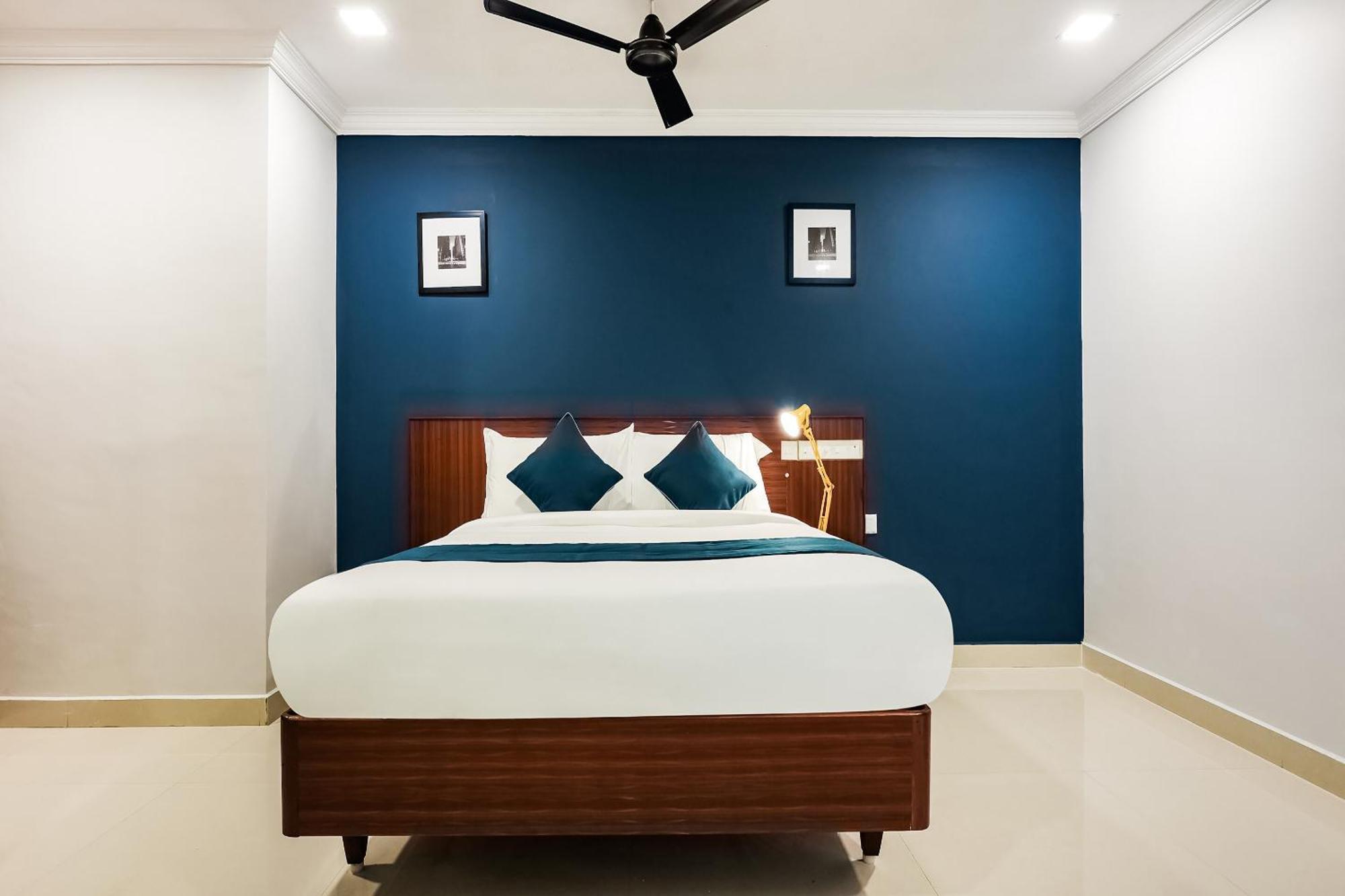Mirage Residency Hotel Kochi Exterior photo